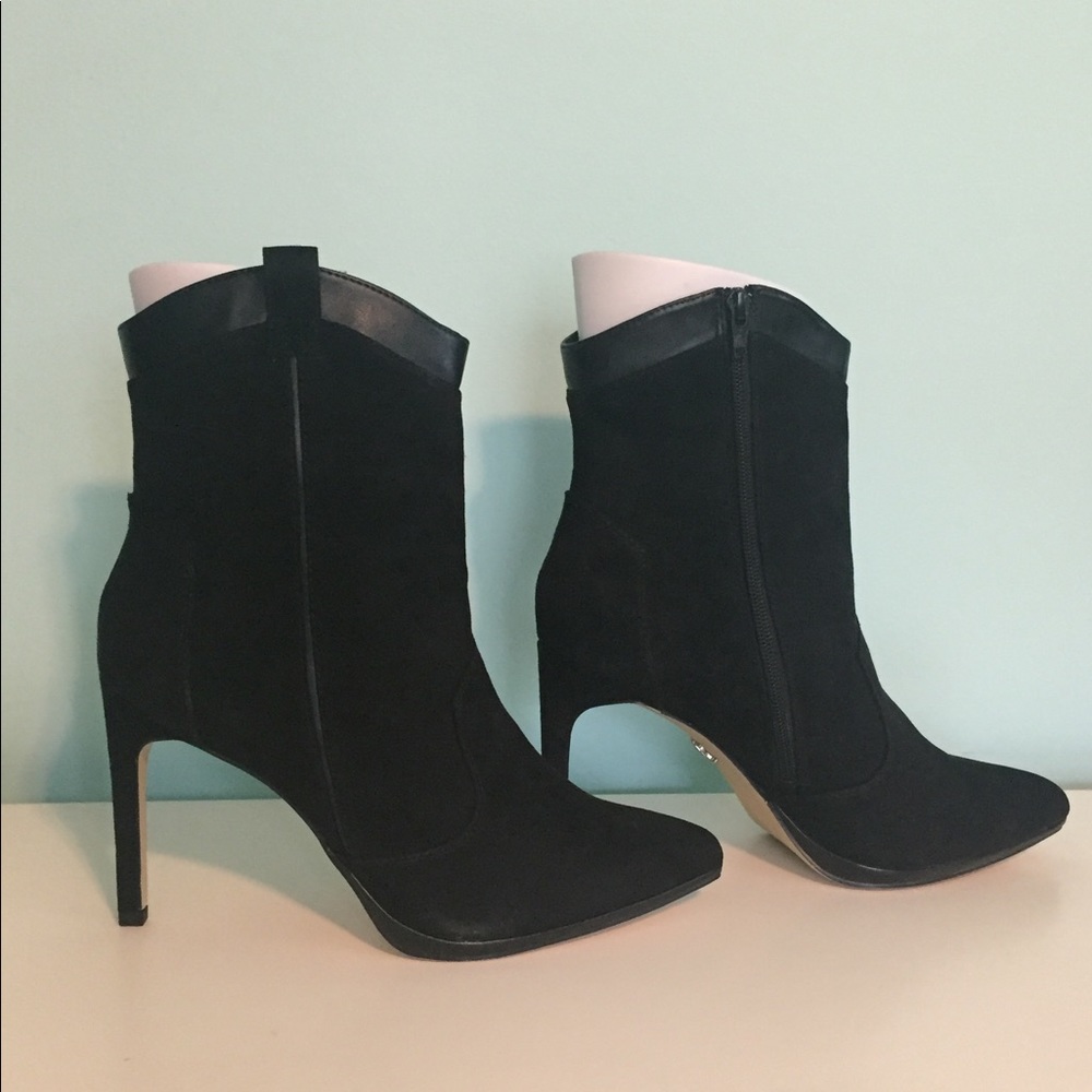 NWT Rock & Republic Heeled Bootie 9.5